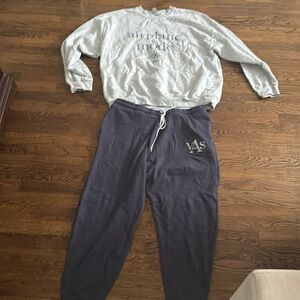 Monogrammed VAS airplane mode travel outfit - xxl